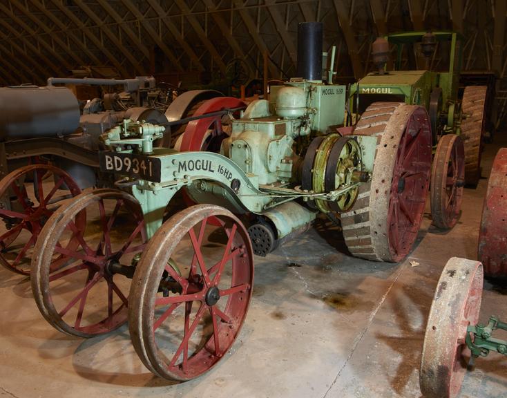 International Harvester Mogul tractor, 1916.