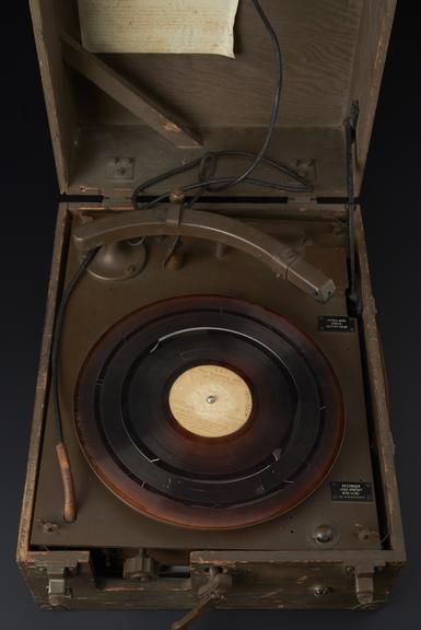 BBC 'Midget' Portable Disc Recorder