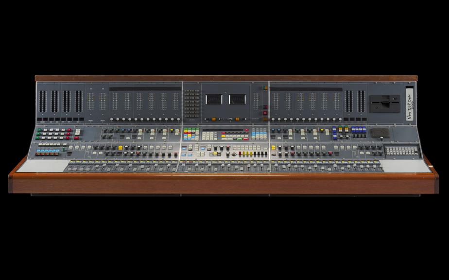 Control surface for Neve DSP-1 (Digital Signal Processing)