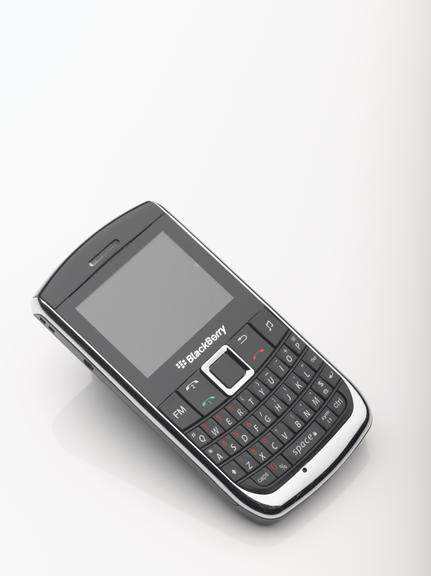 Anova W8900 mobile telephone, 2008-2012