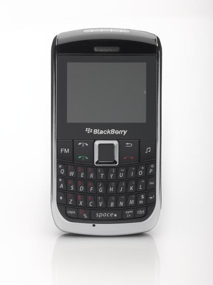 Anova W8900 mobile telephone, 2008-2012