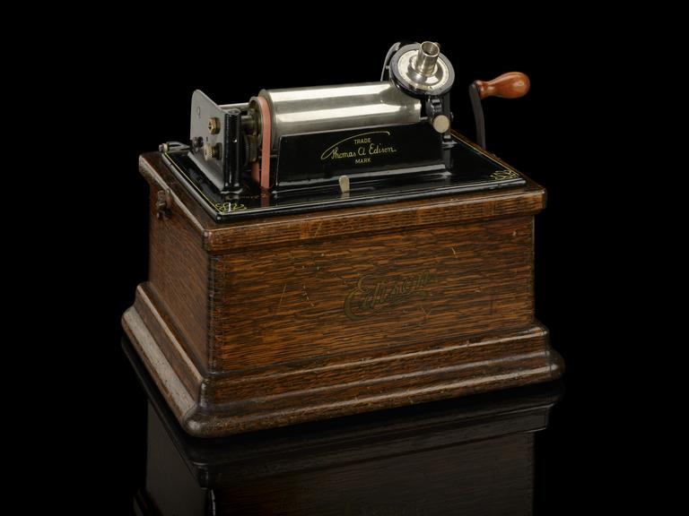 Phonograph, Edison 'Fireside', complete