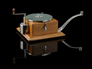 Base for Gramophone by HMV, 1897