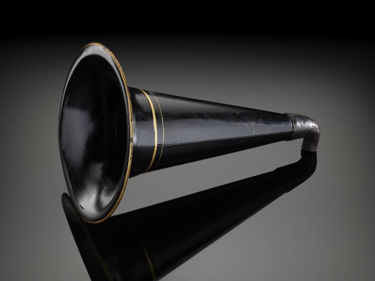 Horn for Gramophone by HMV, 1897