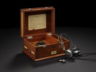 Permadetector for Efescaphone Crystal Radio Set, c.1924