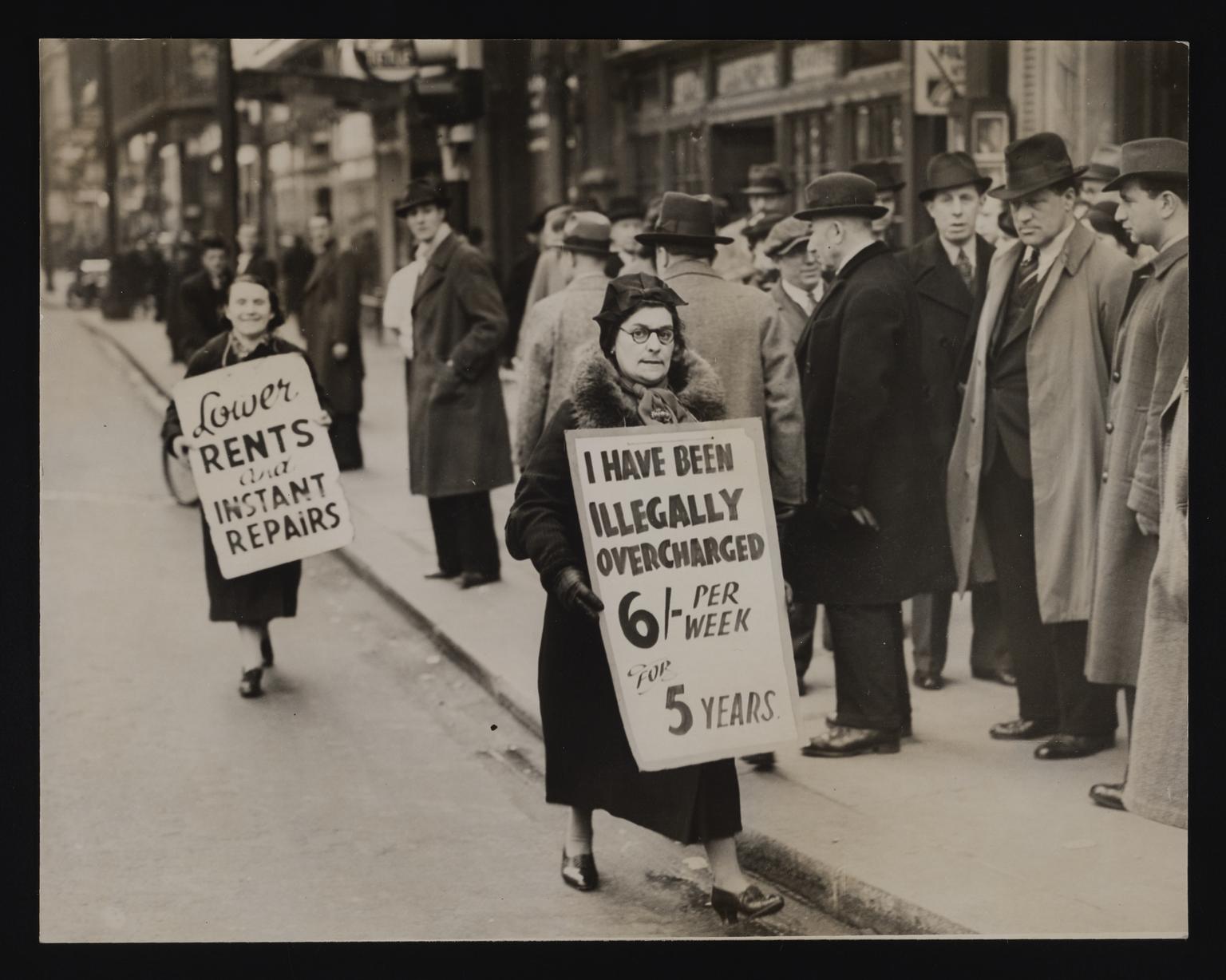 Daily Herald Photograph: Rent strike | Science Museum Group Collection