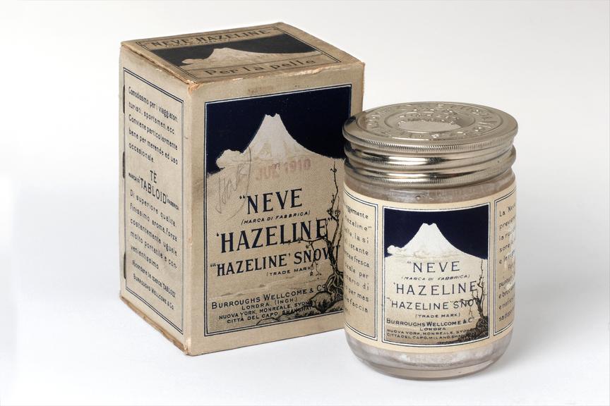 Box containing jar of Neve Hazeline (Hazeline Snow)