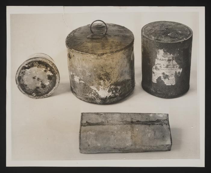 Daily Herald Photograph; Historic Examples of Tinned Food | Science ...