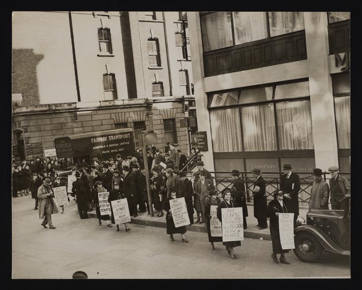 Rosyth Rent Strike Daily Herald Photograph: Rent strike | Science Museum Group Collection