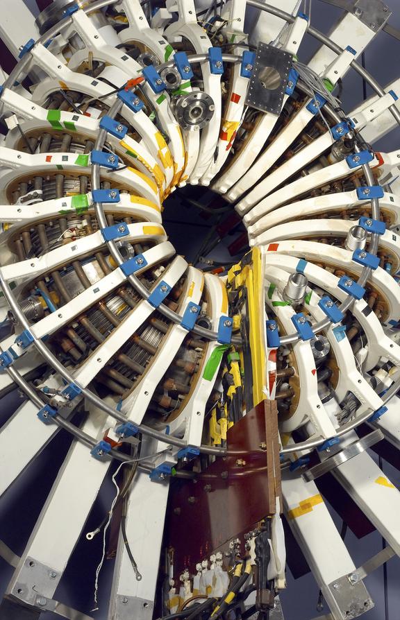 'TOSCA' Nuclear Fusion Device, 1974 | Science Museum Group Collection