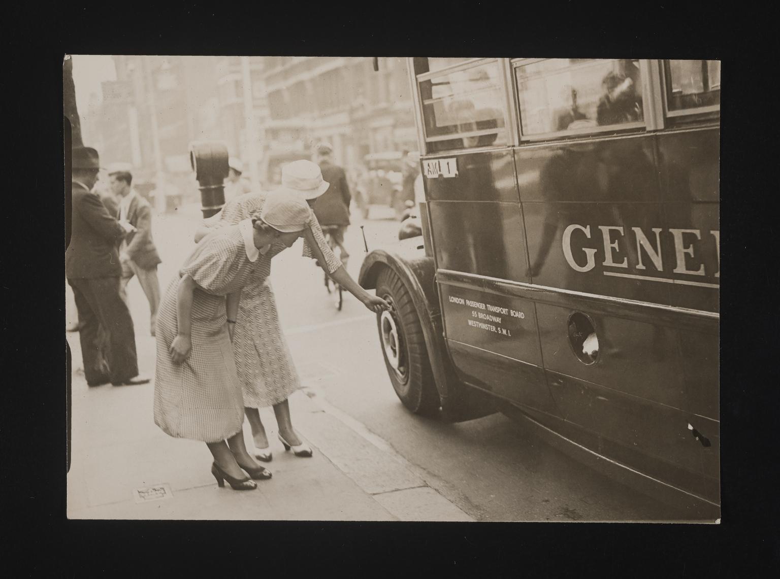 A photographic print of Motoring, Buses and Busmen General | Science ...