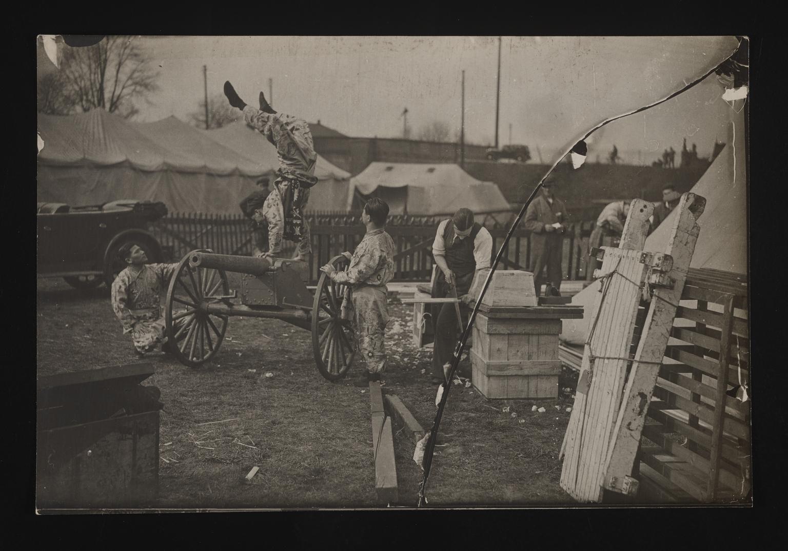 A photographic print of Circus, General, including Audience | Science ...