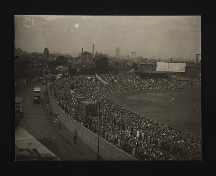 A photographic print of Sports, Cricket, General, Crowds & Queues