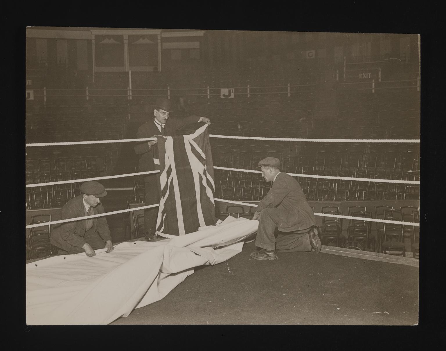 General Boxing A photographic print of Sports, Boxing, General Only | Science Museum ...
