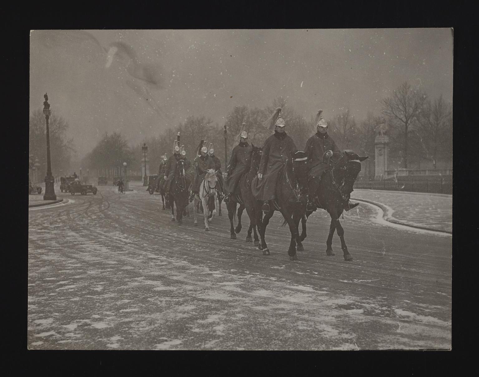 A photographic print of Army, Ceremonies, Changing the Guard | Science ...