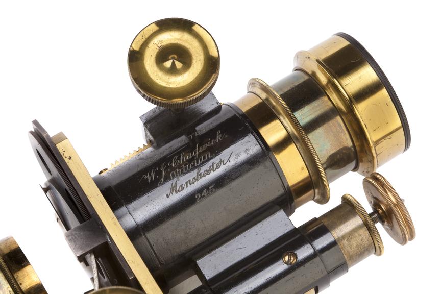 Leach's Microprojector