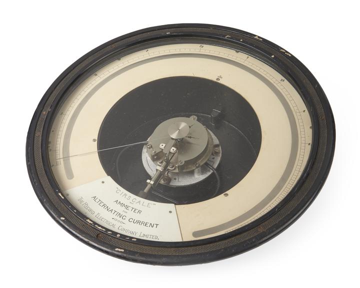 'Cirscale' moving iron ammeter