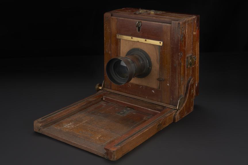 Billcliff Half-Plate Camera