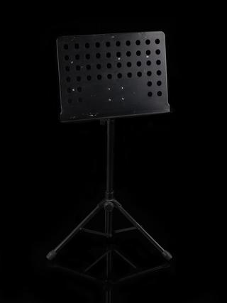 Magazine reading stand