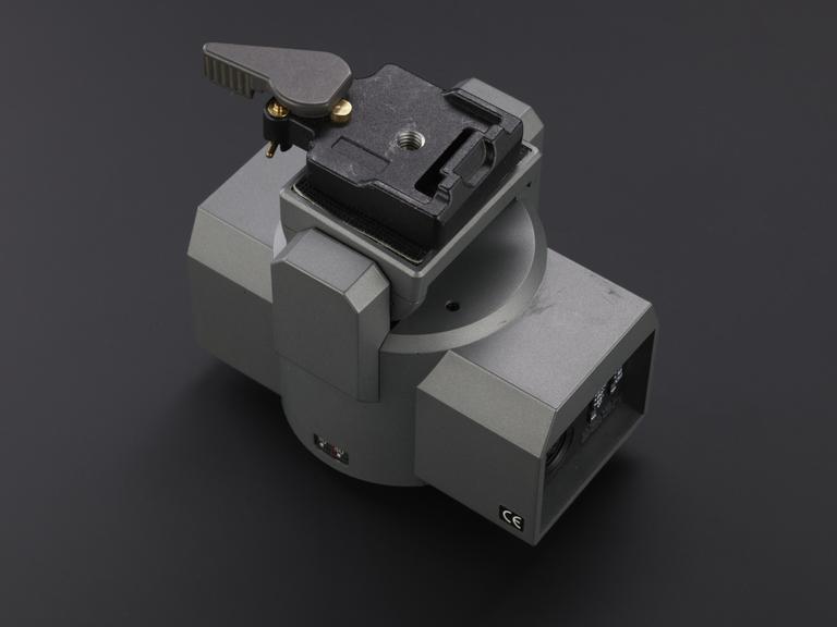 Mount for Canon EOS 650D camera