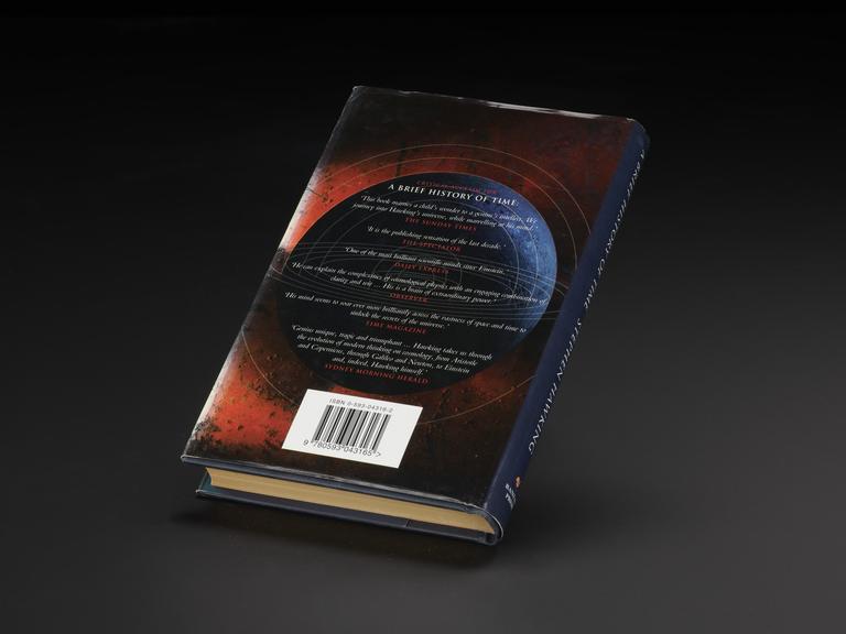 Book: A Brief History of Time, 10th anniversary edition