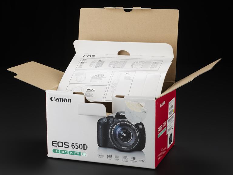 Canon 650D camera box (JW 12/10/2019 #2)