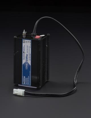 Nikkai Automotive 150W power invertor