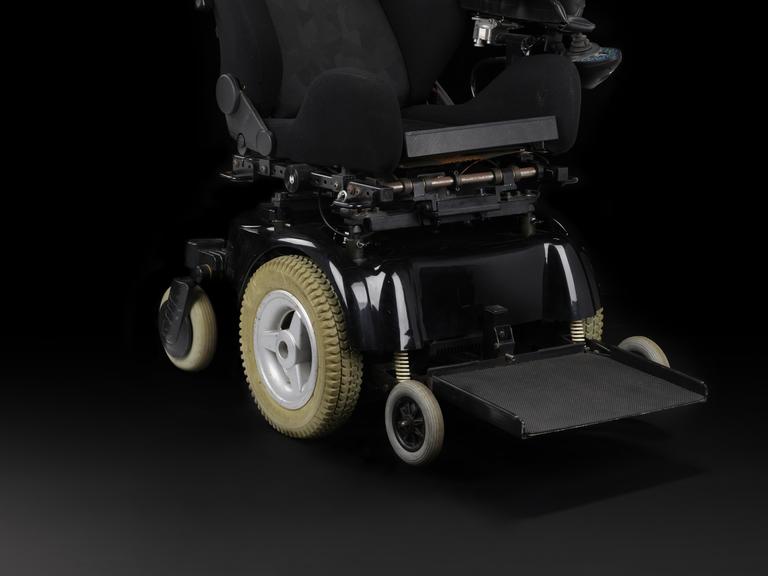 Quantum Jazzy 1400 wheelchair (JW 12/10/2019 #33)