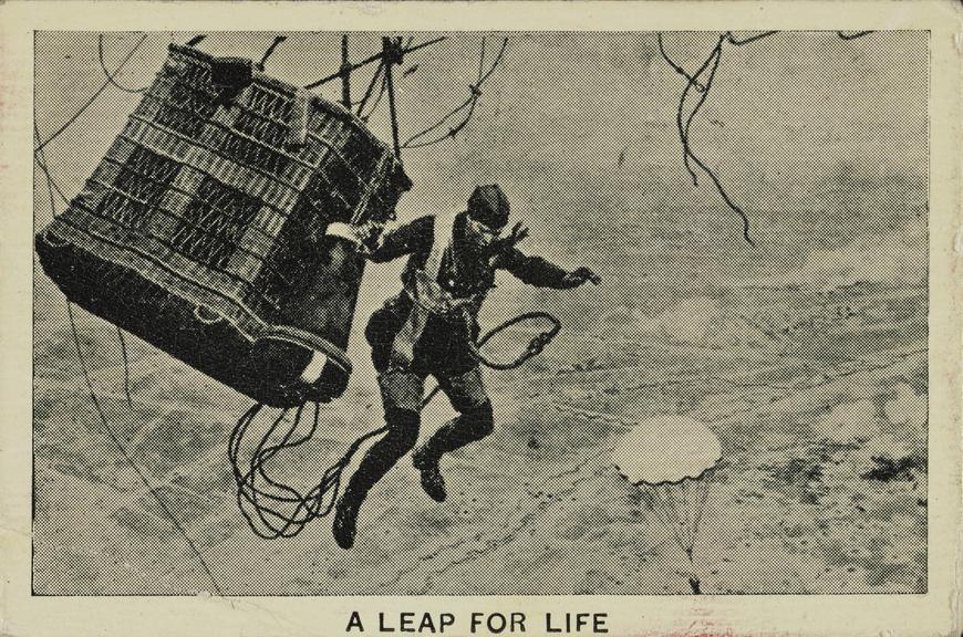 'Thrilling scenes from the Great War' cards