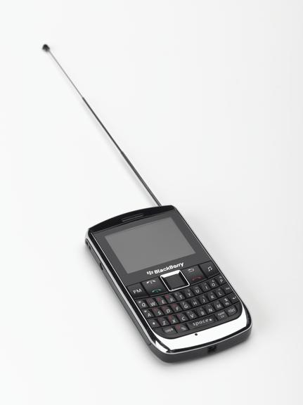 Anova W8900 mobile telephone, 2008-2012