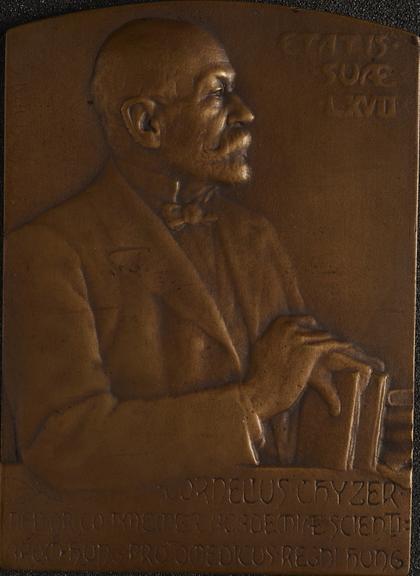Bronze medal to commemorate Cornelius Chyzer