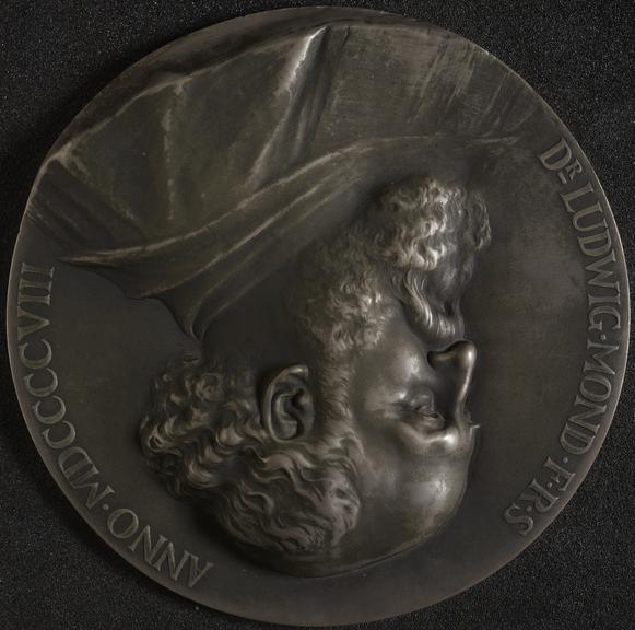 Medal commemorating Ludwig Mond, with mount and case