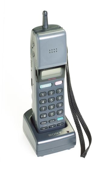 Sony CM-H333 mobile telephone, 1991-2000