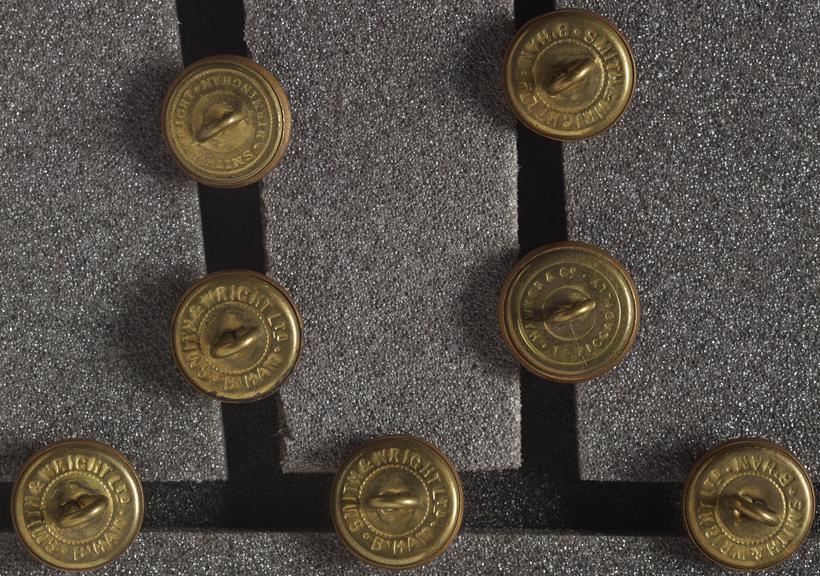 7 brass buttons of Royal Canadian Artillery