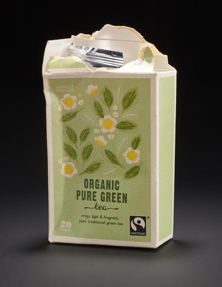 Green tea in a box