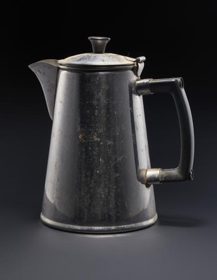 Coffee pot