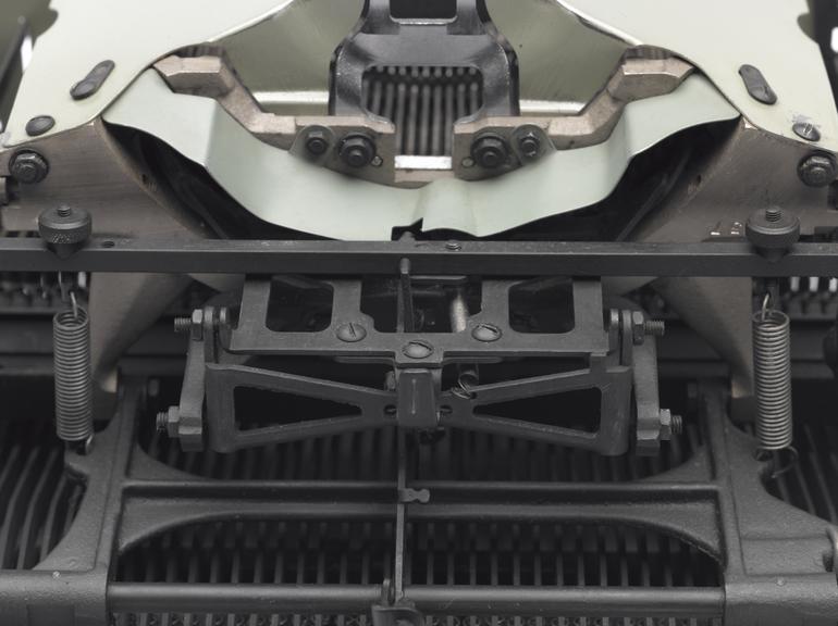 Imperial Model 66 typewriter, 1957-1960 | Science Museum Group