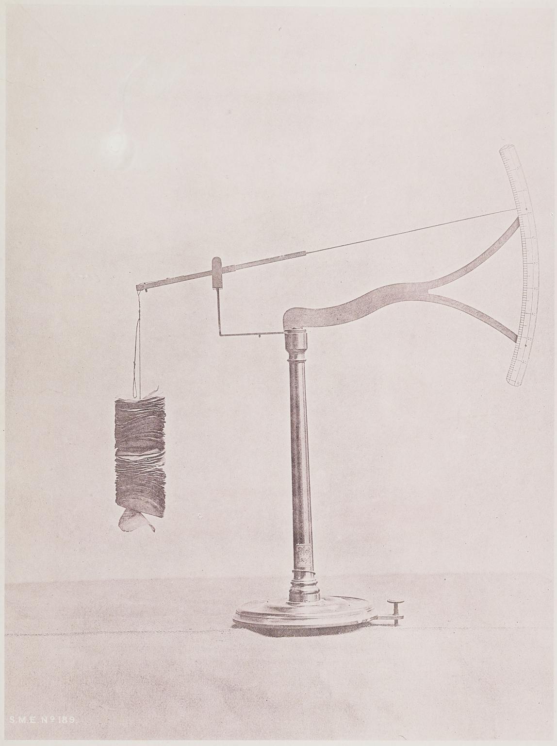 photograph, Early Hygrometer | Science Museum Group Collection