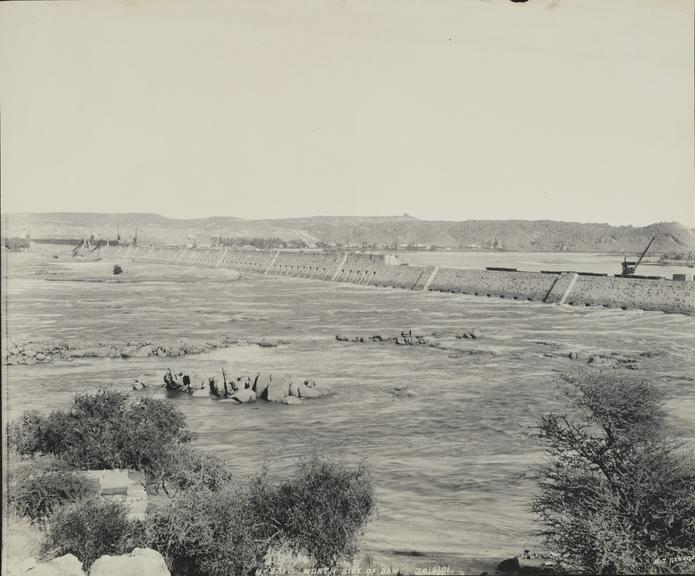 Photograph, Assuan Dam