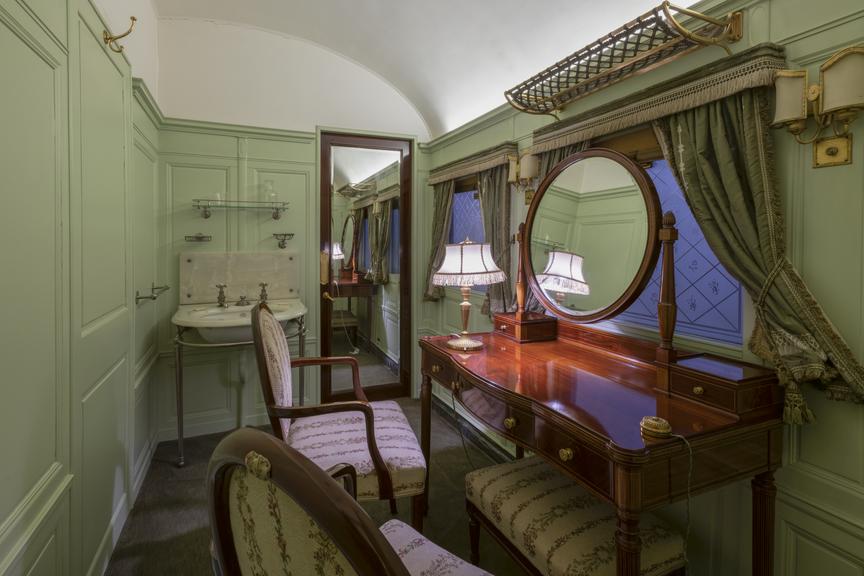 Queen Mary's Royal Saloon