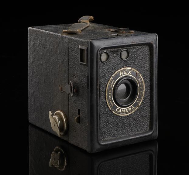 Rex box camera, Coronet Camera Company, 1930-1940