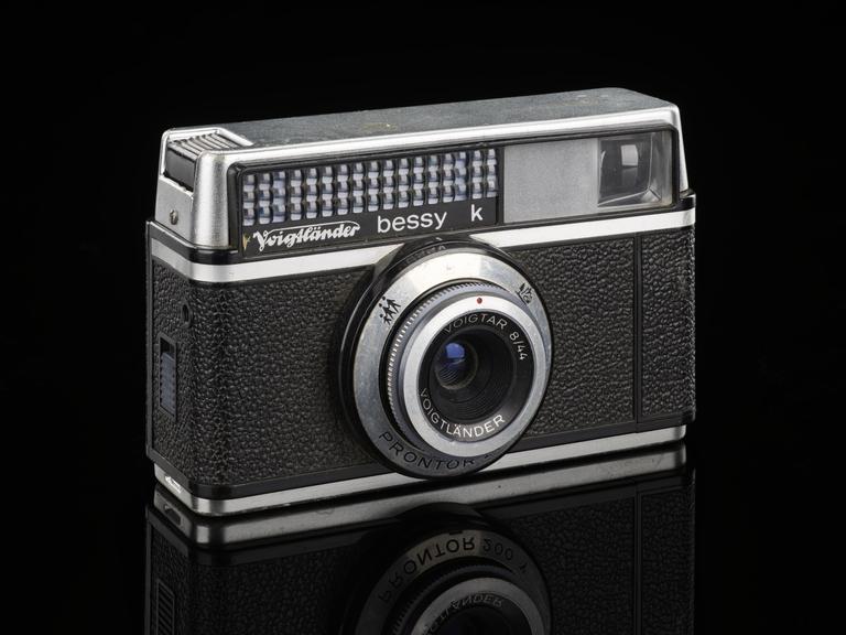 Voigtlander Bessy K camera