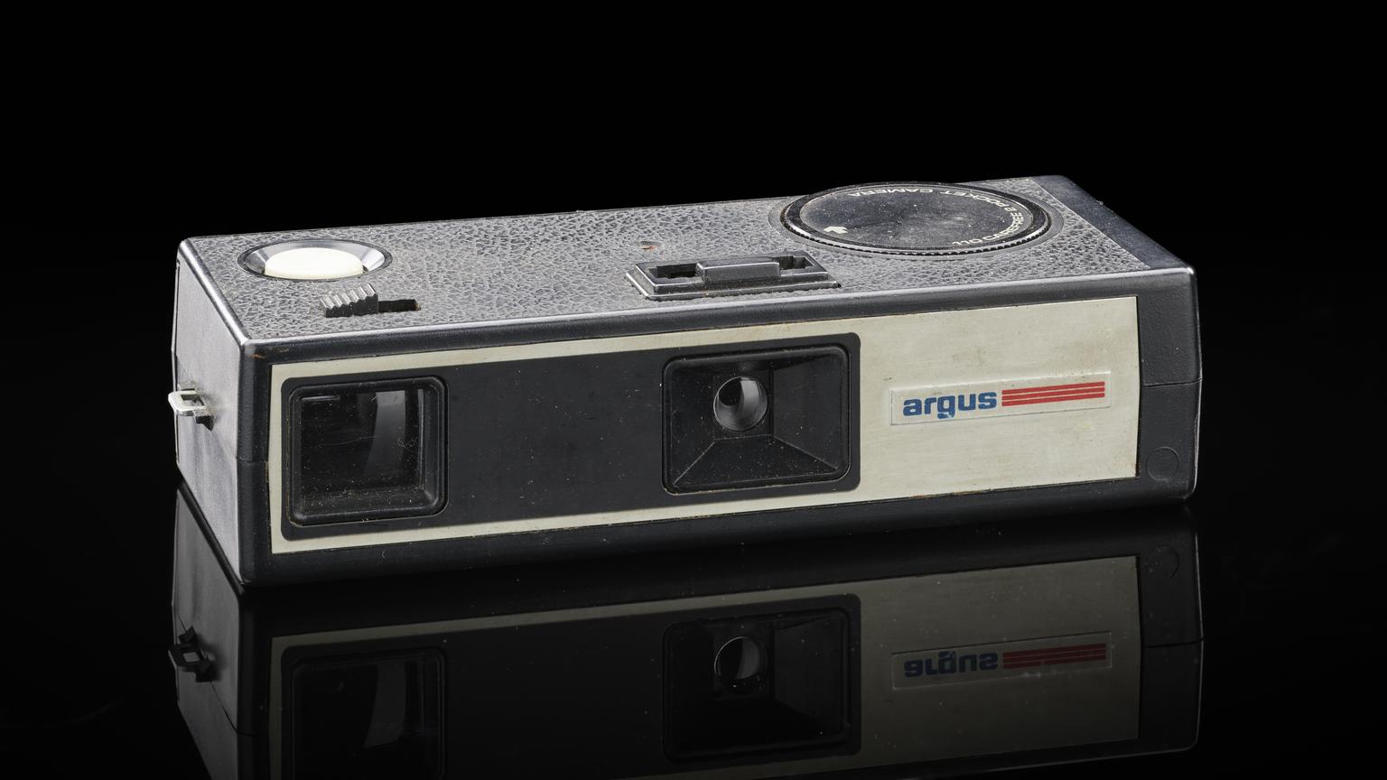 Camera, Argus 110 | Science Museum Group Collection