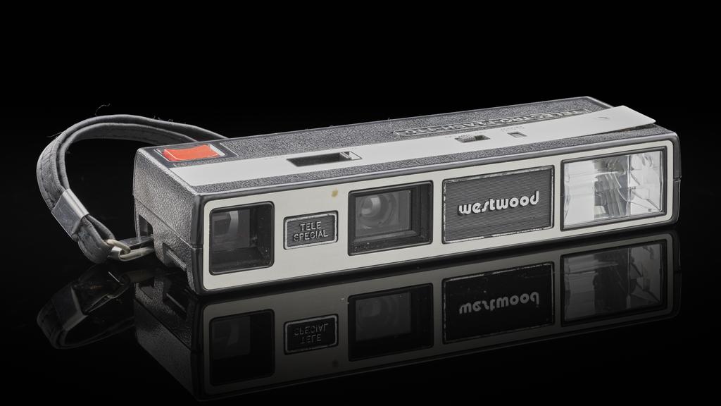 Camera, Westwood Telectro Flash 110
