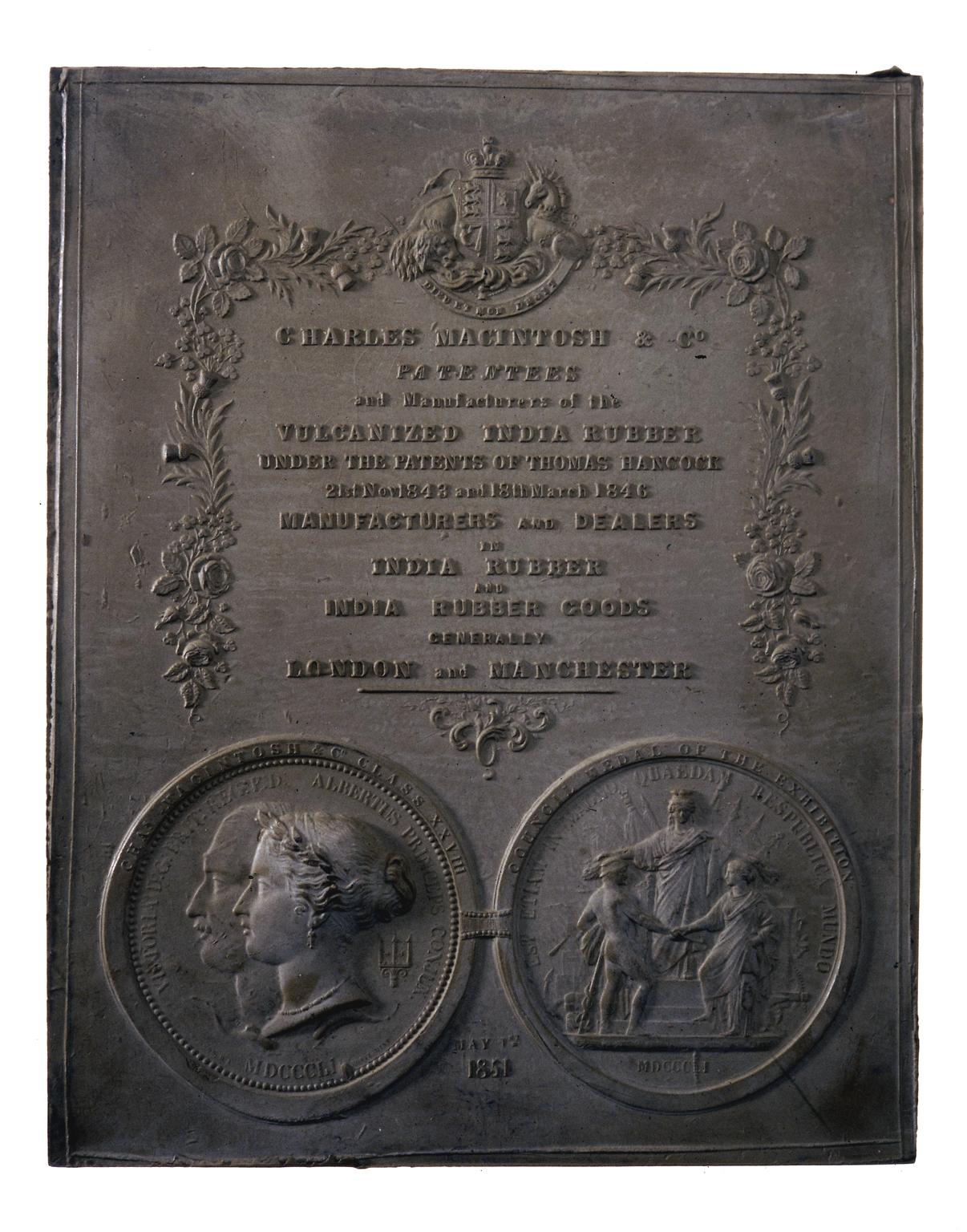 Moulded rubber plaque