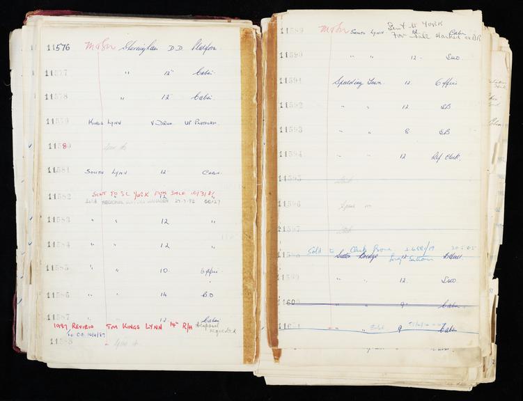 Pages 175 and 176 of London & North Eastern Railway and successors clock record ledger no. 3 covering [Midland and South Western Junction Railway] M&SW clock nos. 11576 to 11601