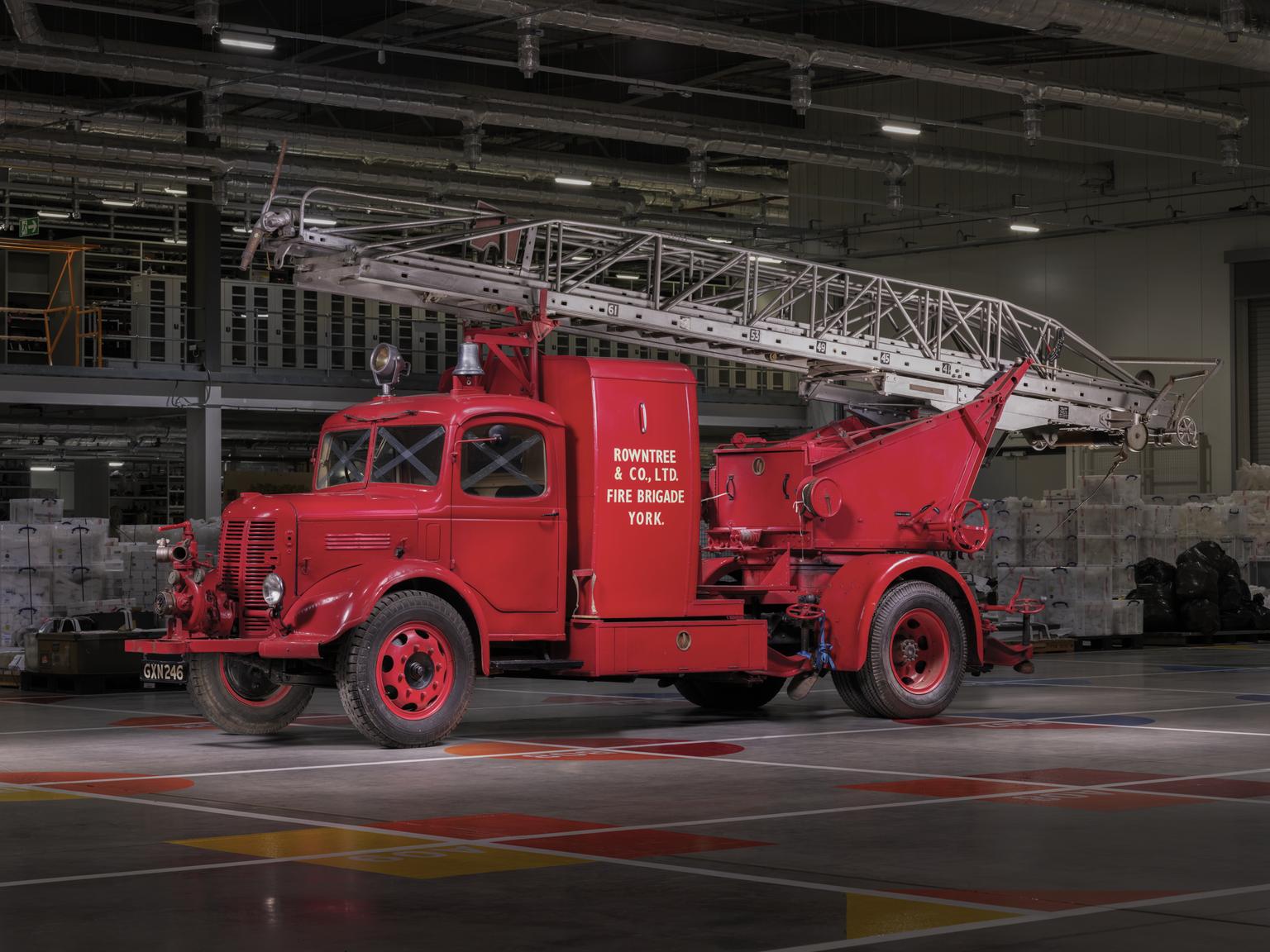 1943 Austin fire engine with 60ft. Merryweather turntable ladder ...
