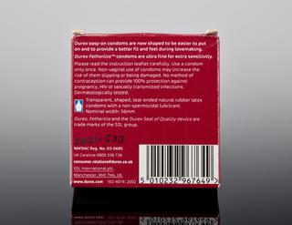 Condom packaging, Durex 'Fetherlite'