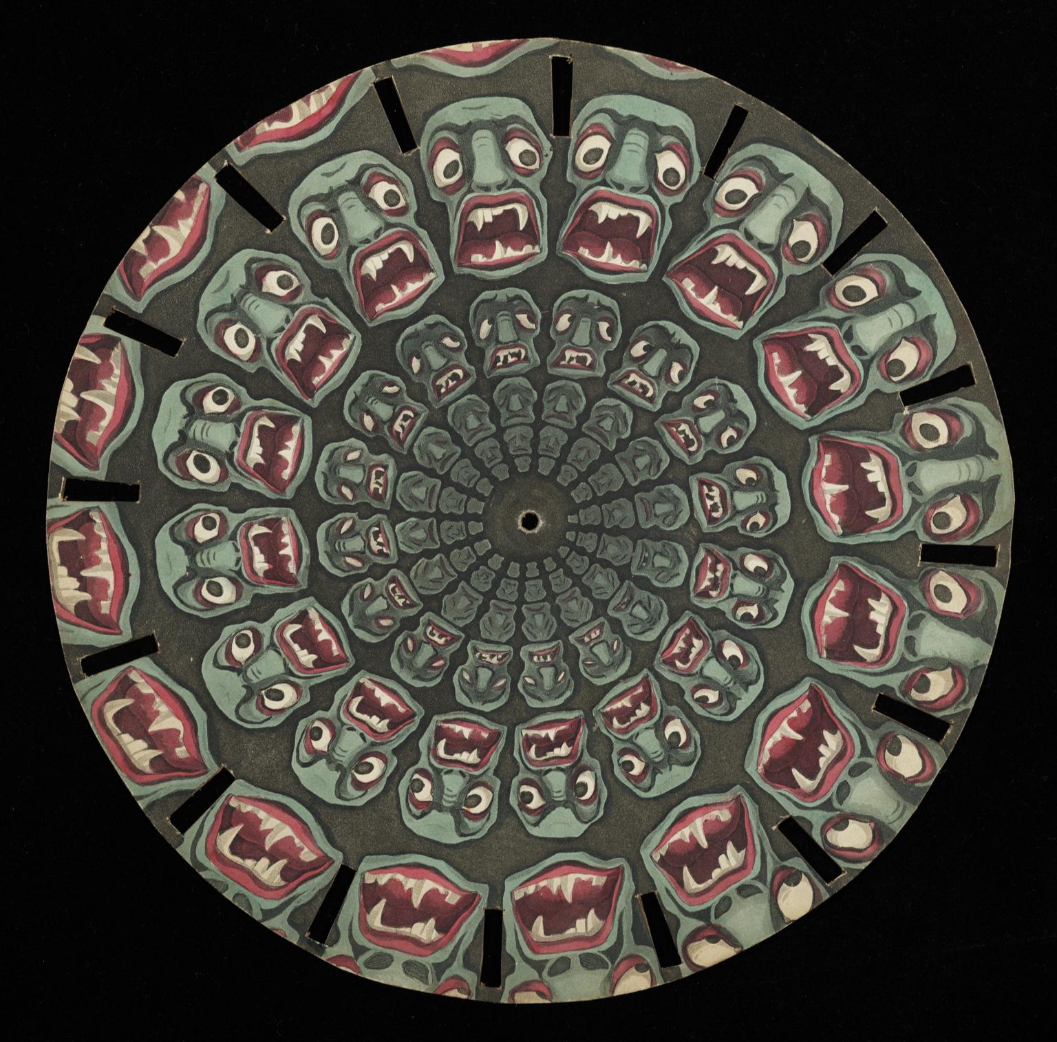 Fantascope disc by Ackermann & Co: Spiral of death's head emerging from centre