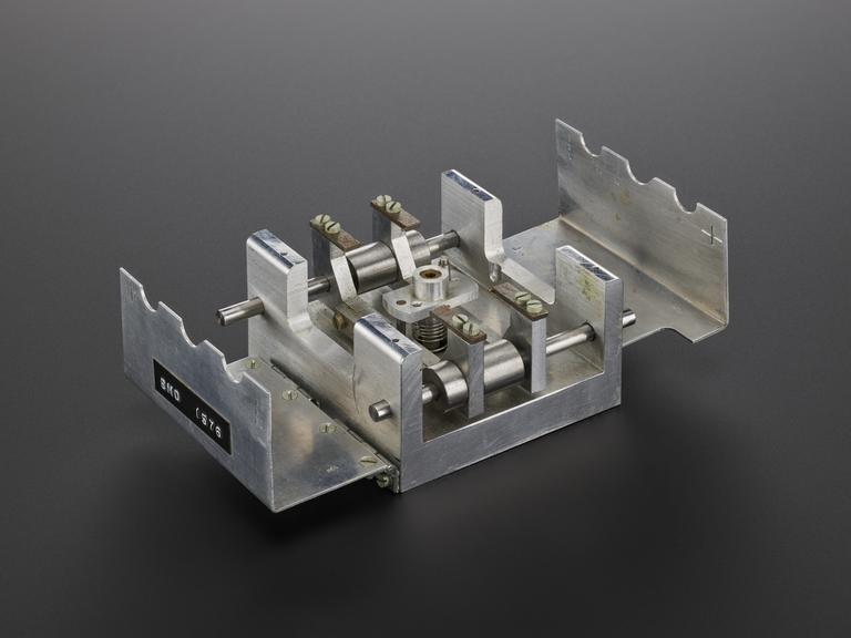 Oscillobar beam balance drill jig